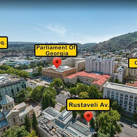 City Center 2Bdr Apartment Near Rustaveli Av. ティビリシ エクステリア 写真