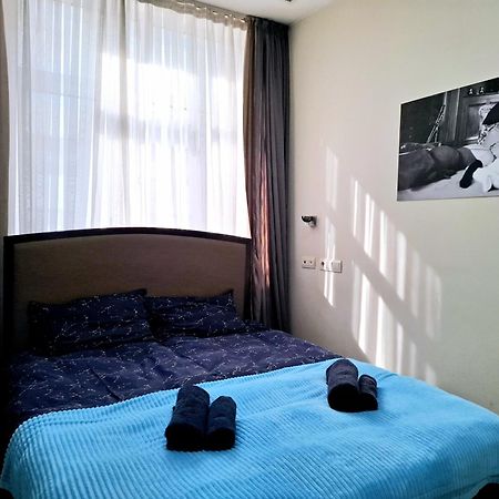 City Center 2Bdr Apartment Near Rustaveli Av. ティビリシ エクステリア 写真