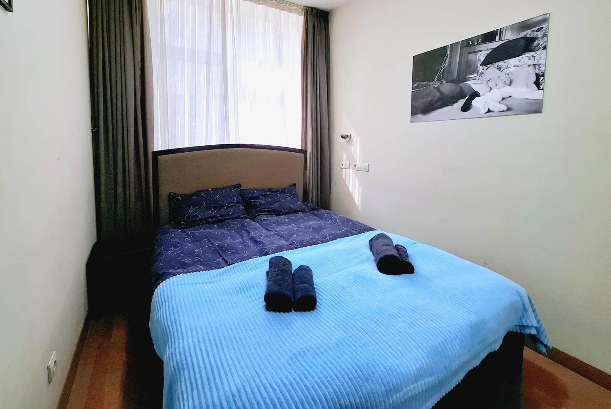 City Center 2Bdr Apartment Near Rustaveli Av. ティビリシ エクステリア 写真