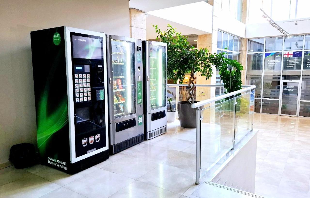 City Center 2Bdr Apartment Near Rustaveli Av. ティビリシ エクステリア 写真