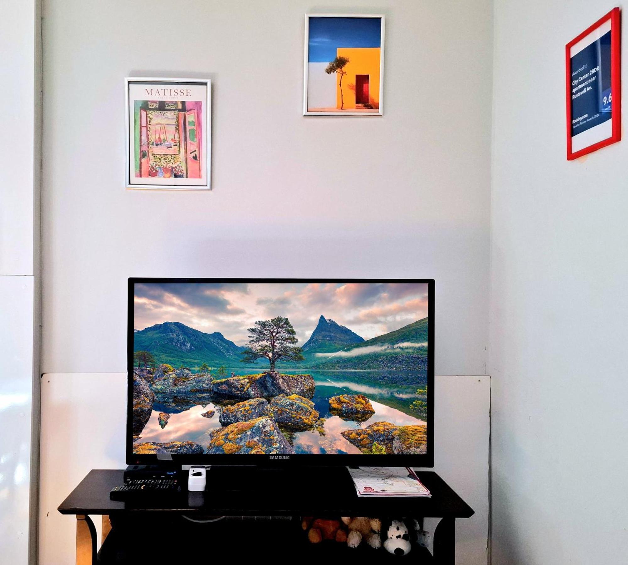 City Center 2Bdr Apartment Near Rustaveli Av. ティビリシ エクステリア 写真