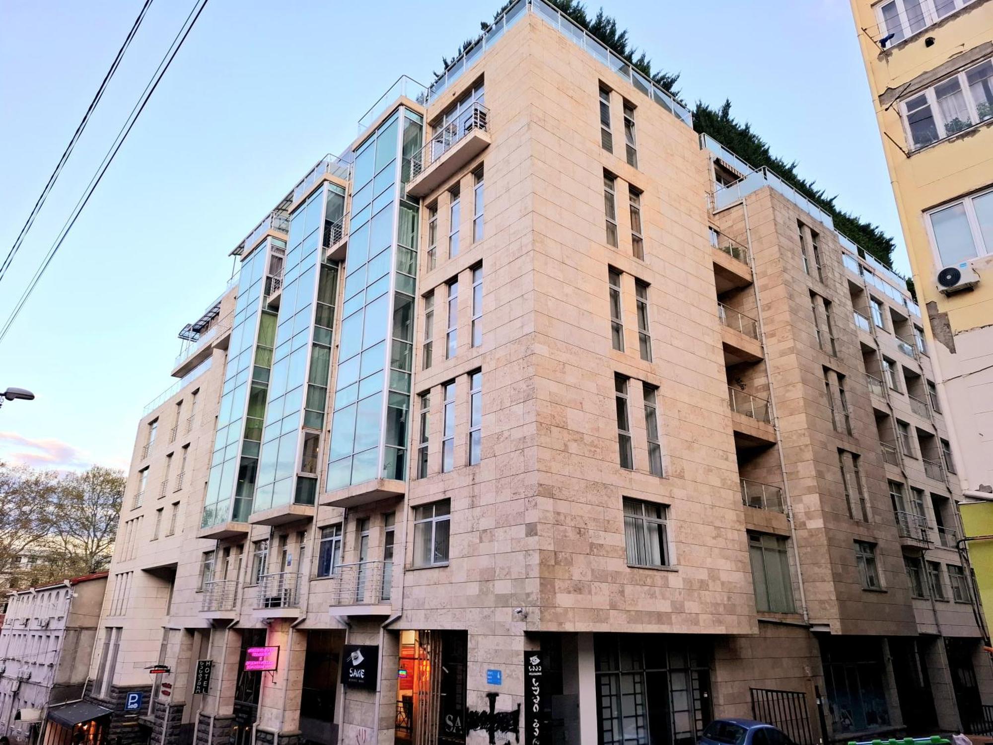 City Center 2Bdr Apartment Near Rustaveli Av. ティビリシ エクステリア 写真